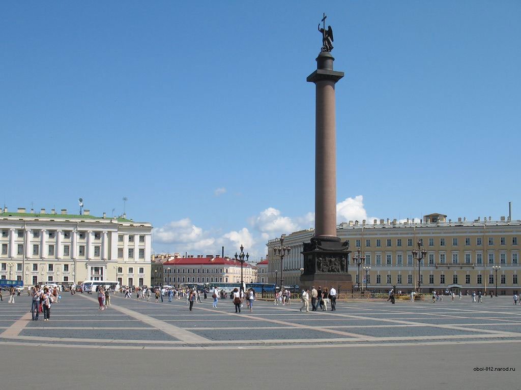 Александровская колонна на дворцовой площади в санкт петербурге