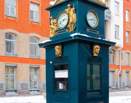 Старинная метеостанция в Санкт Петербурге