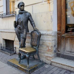 Памятник Остапу Бендеру