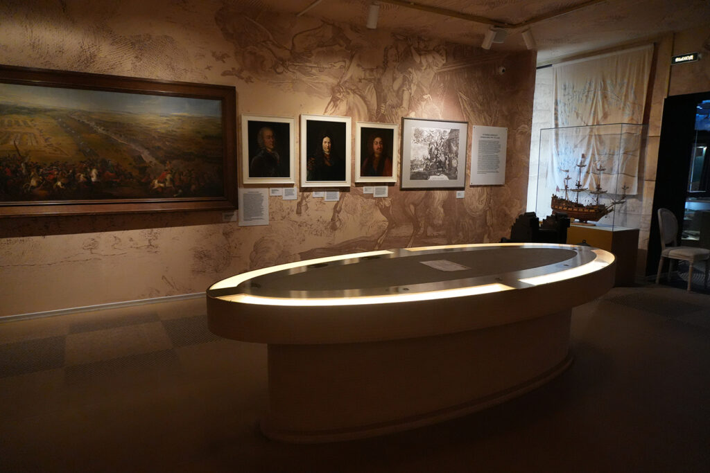 Экспозиция «История Петербурга-Петрограда. 1703 –1917 гг.» в Комендантском доме Петропавловской крепости