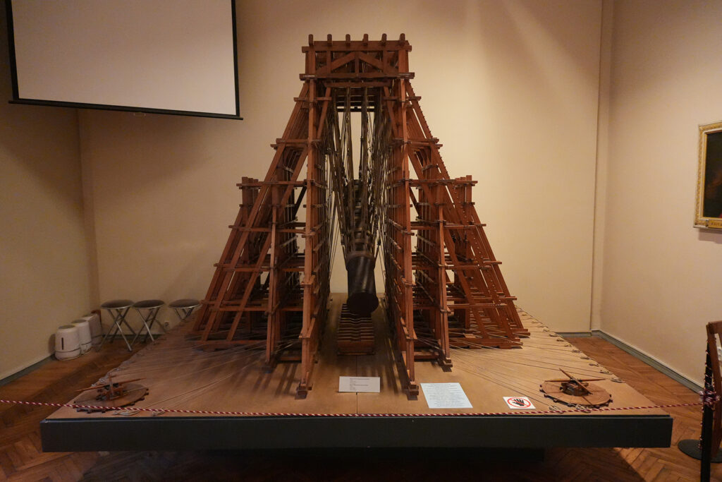 Экспозиция «История Петербурга-Петрограда. 1703 –1917 гг.» в Комендантском доме Петропавловской крепости