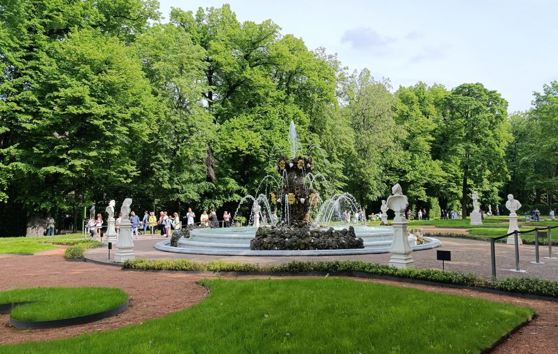 Летний сад в Санкт-Петербурге