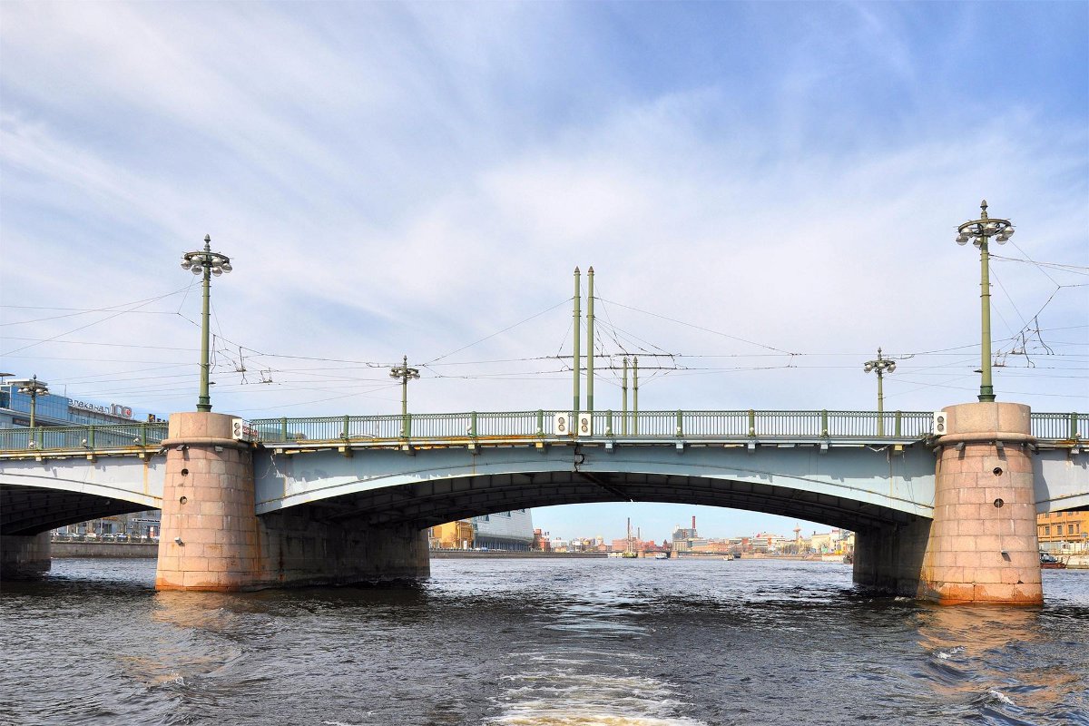 Ушаковский мост в санкт петербурге