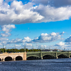 Троицкий мост