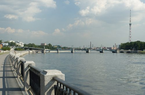 Ушаковский мост в Петербурге