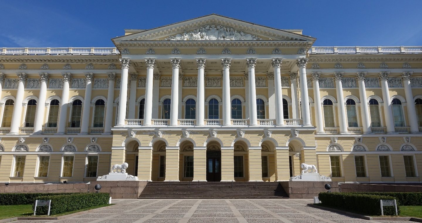 Музеи санкт петербурга. Русский музей в Санкт-Петербурге. Михайловский дворец корпус Бенуа. Знаменитый русский музей в Санкт-Петербурге. Музей русский музей.