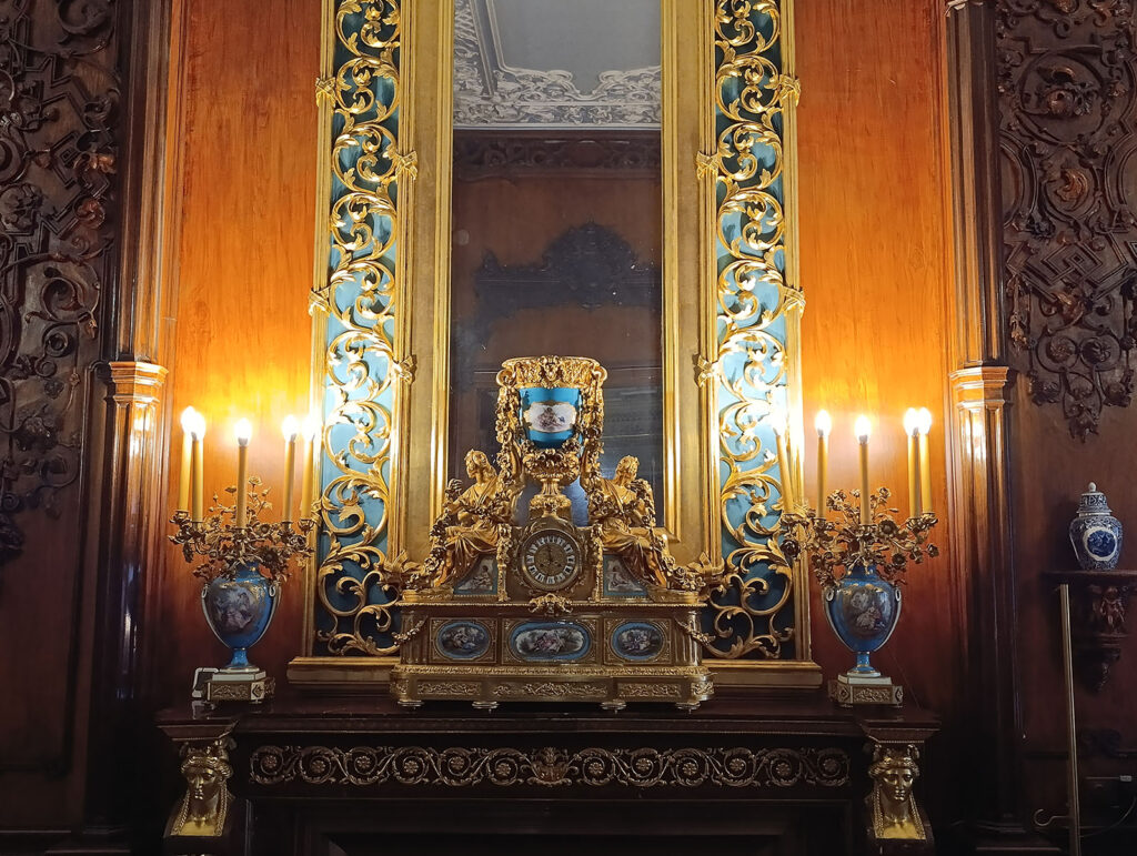 Интерьер Юсуповского дворца в Санкт-Петербурге