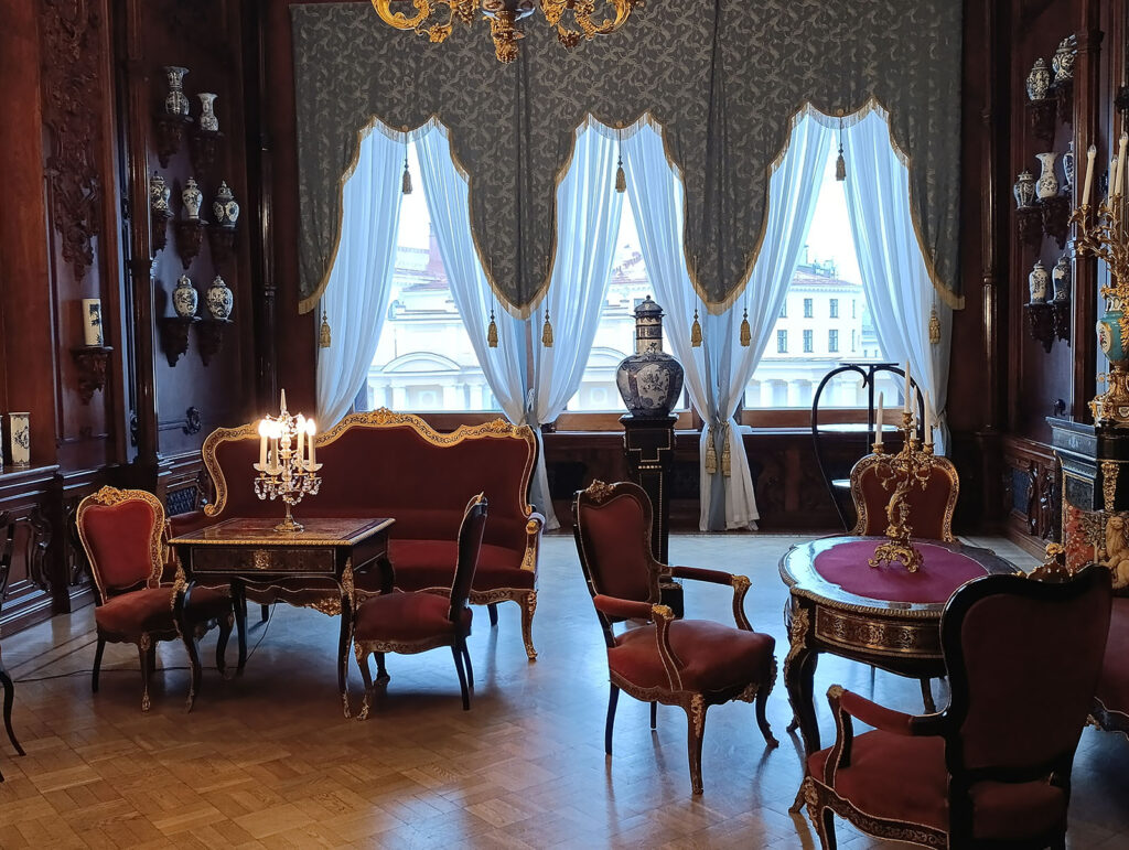 Интерьер Юсуповского дворца в Санкт-Петербурге