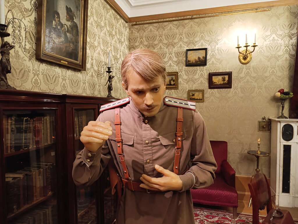 Музейная экспозиция посвященная убийству Распутина в Юсуповском дворце