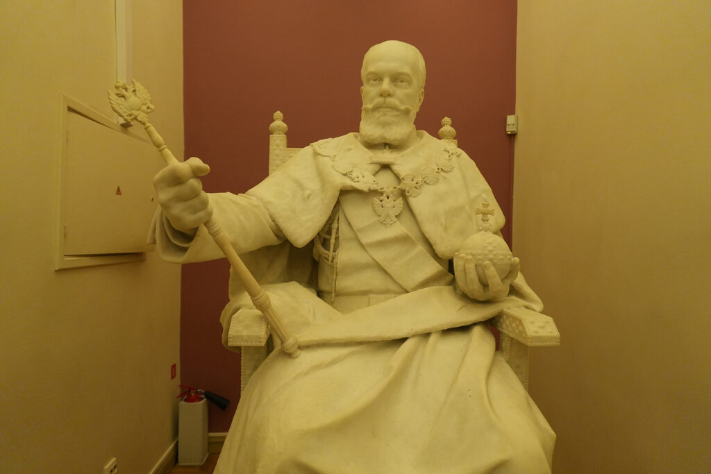Михайловский дворец внутри