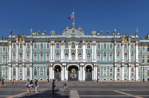 Эрмитаж в Санкт-Петербурге