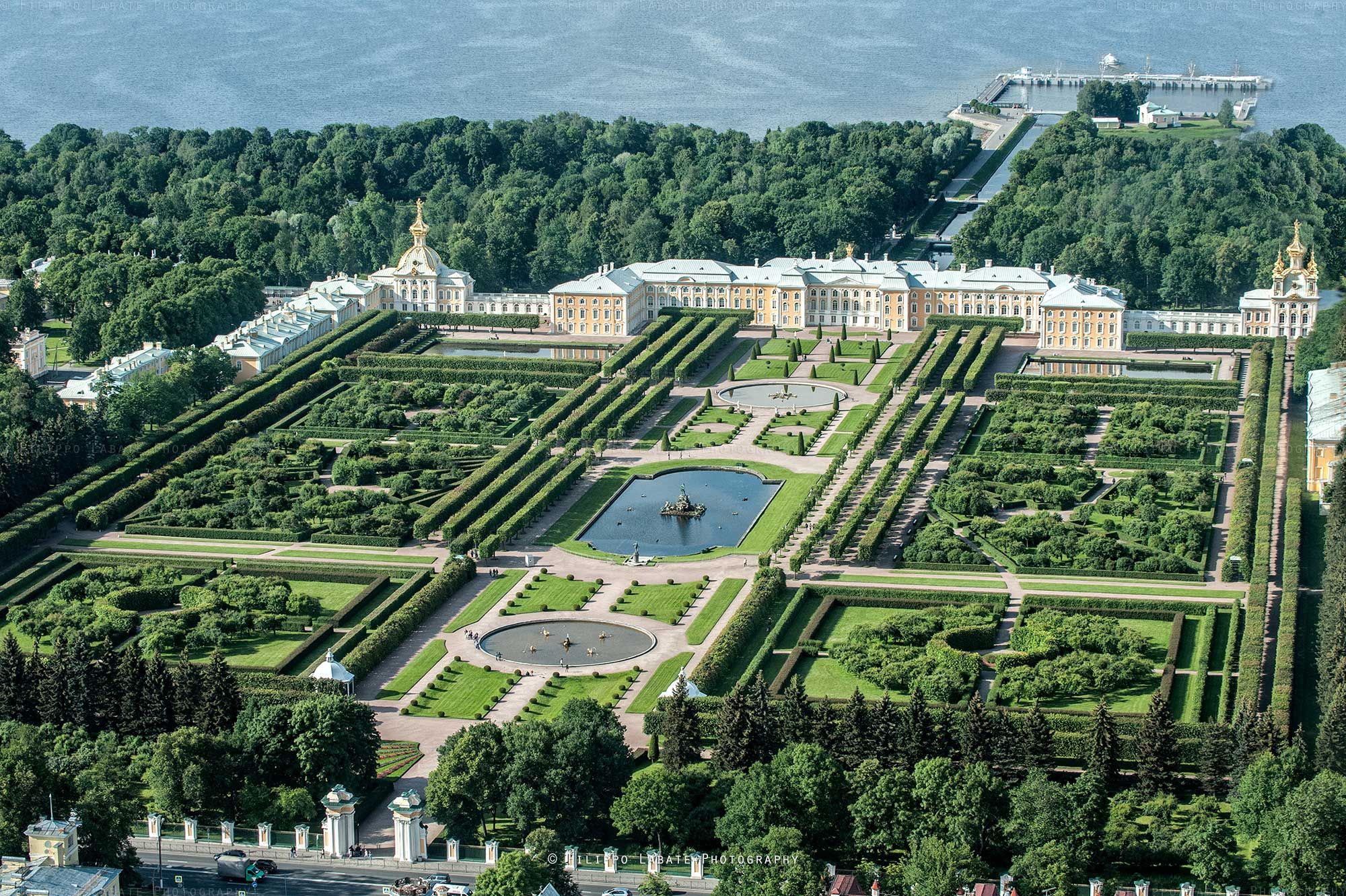 Петергоф парк сайт. Верхний сад Петергоф. Петергоф верхний сад большой Петергофский дворец. Парк Петергоф верхний парк. Верхний и Нижний сады Петергофа.