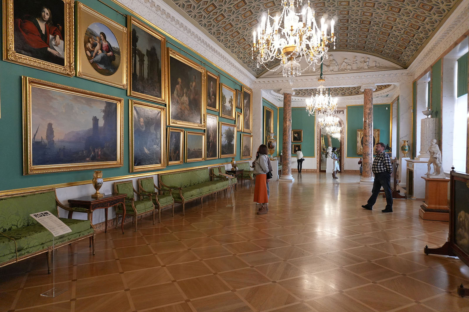 Экскурсии в Строгановский дворец