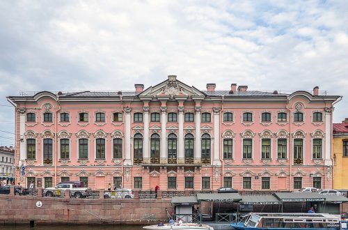 Строгановский дворец в Санкт-Петербурге