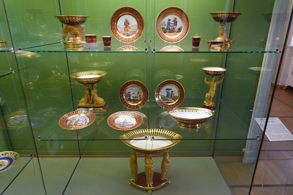 Строгановский дворец внутри