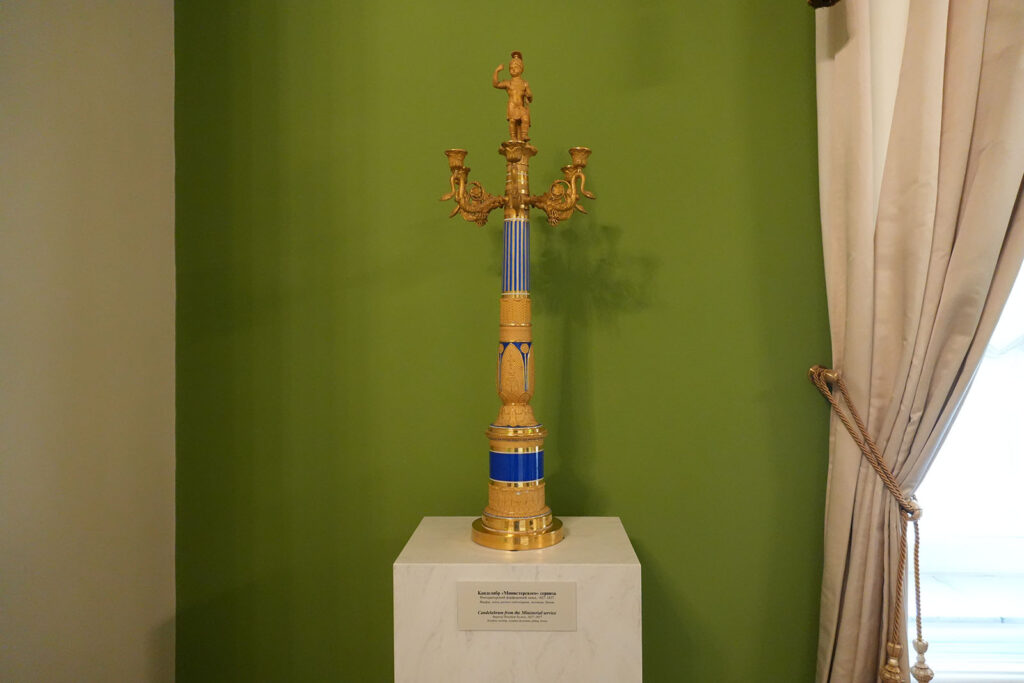 Строгановский дворец внутри