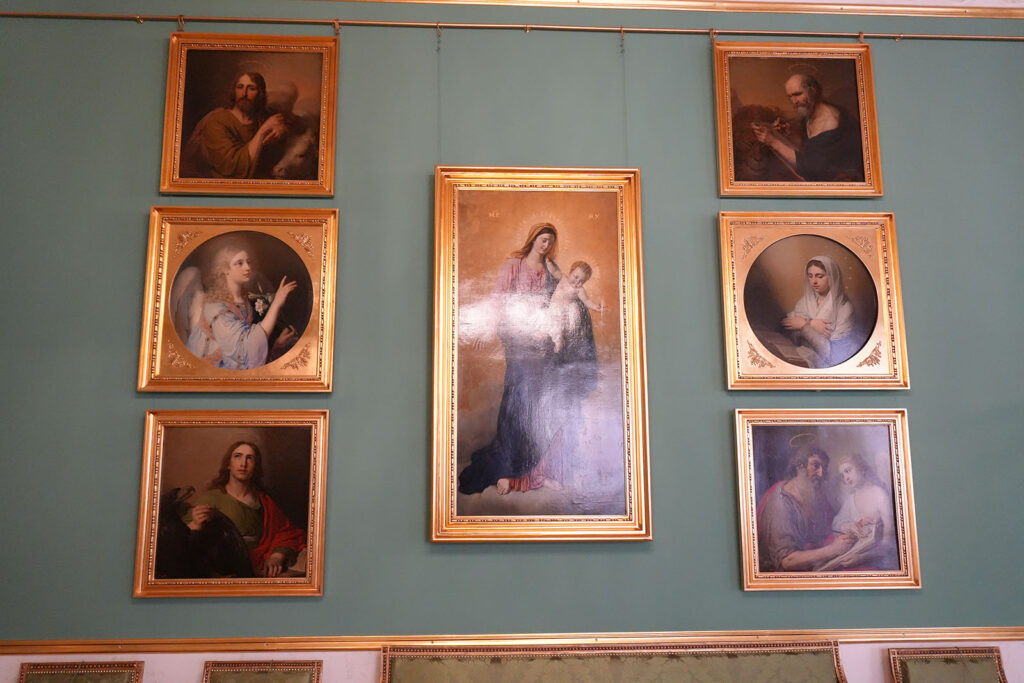 Строгановский дворец внутри