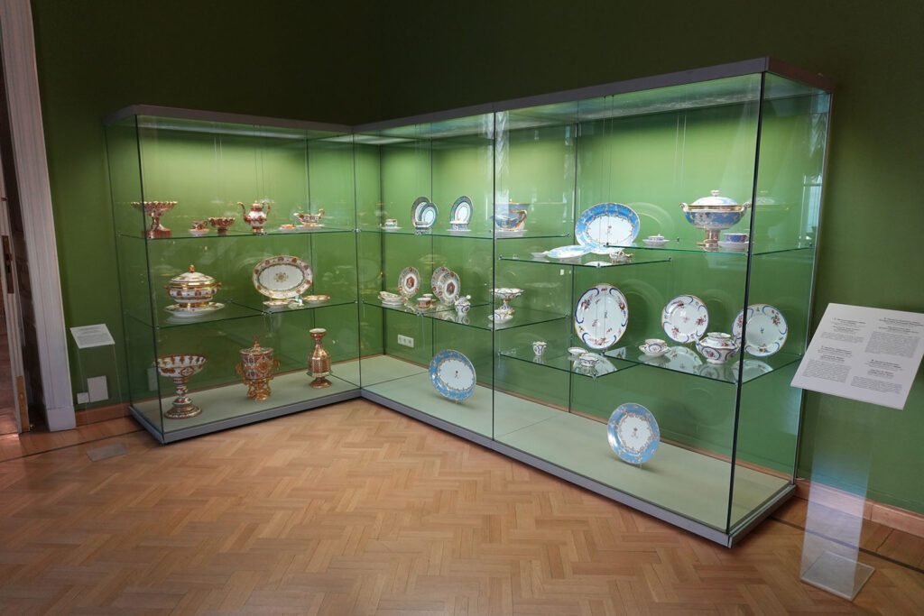 Строгановский дворец внутри