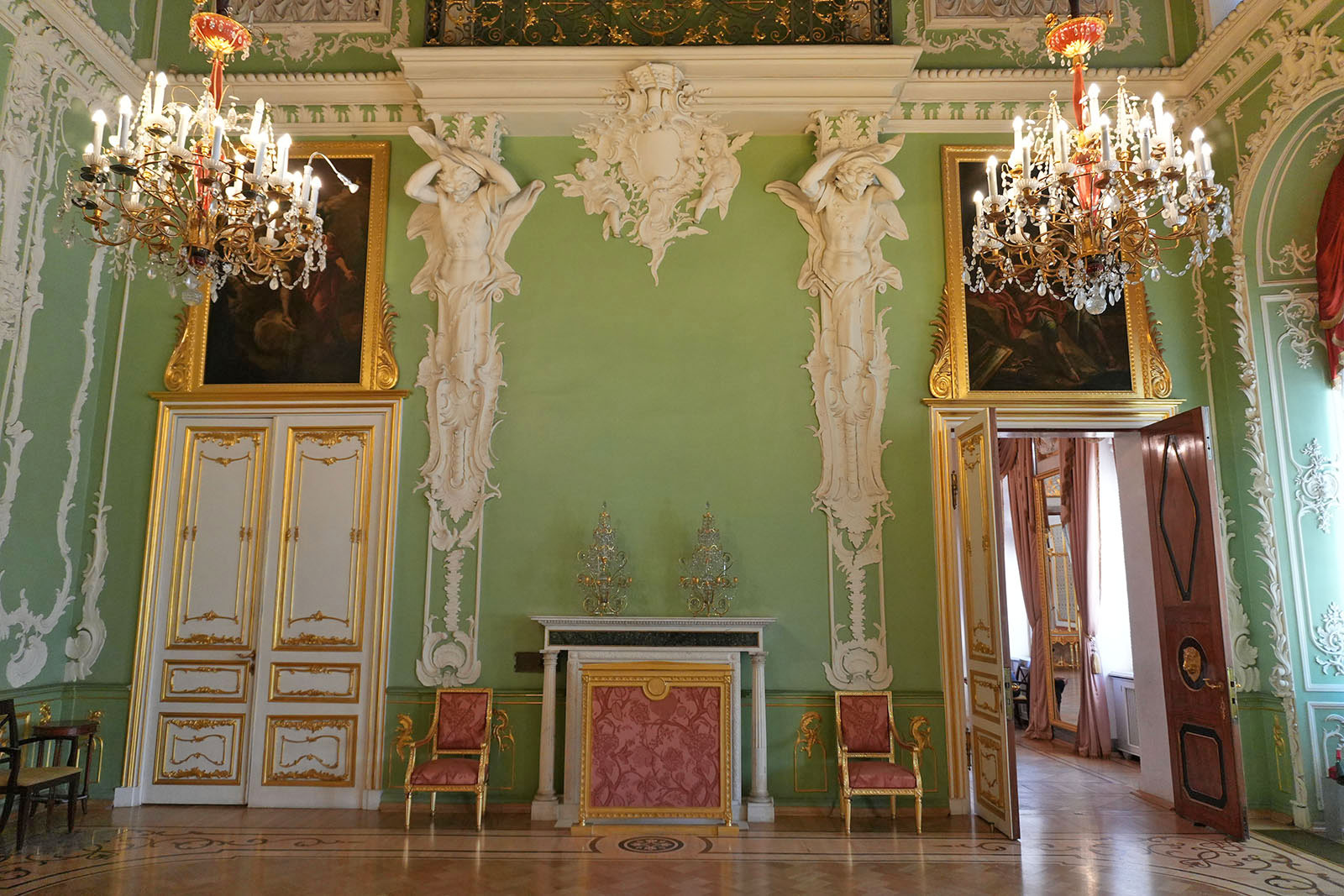 Большой зал в Строгановском дворце