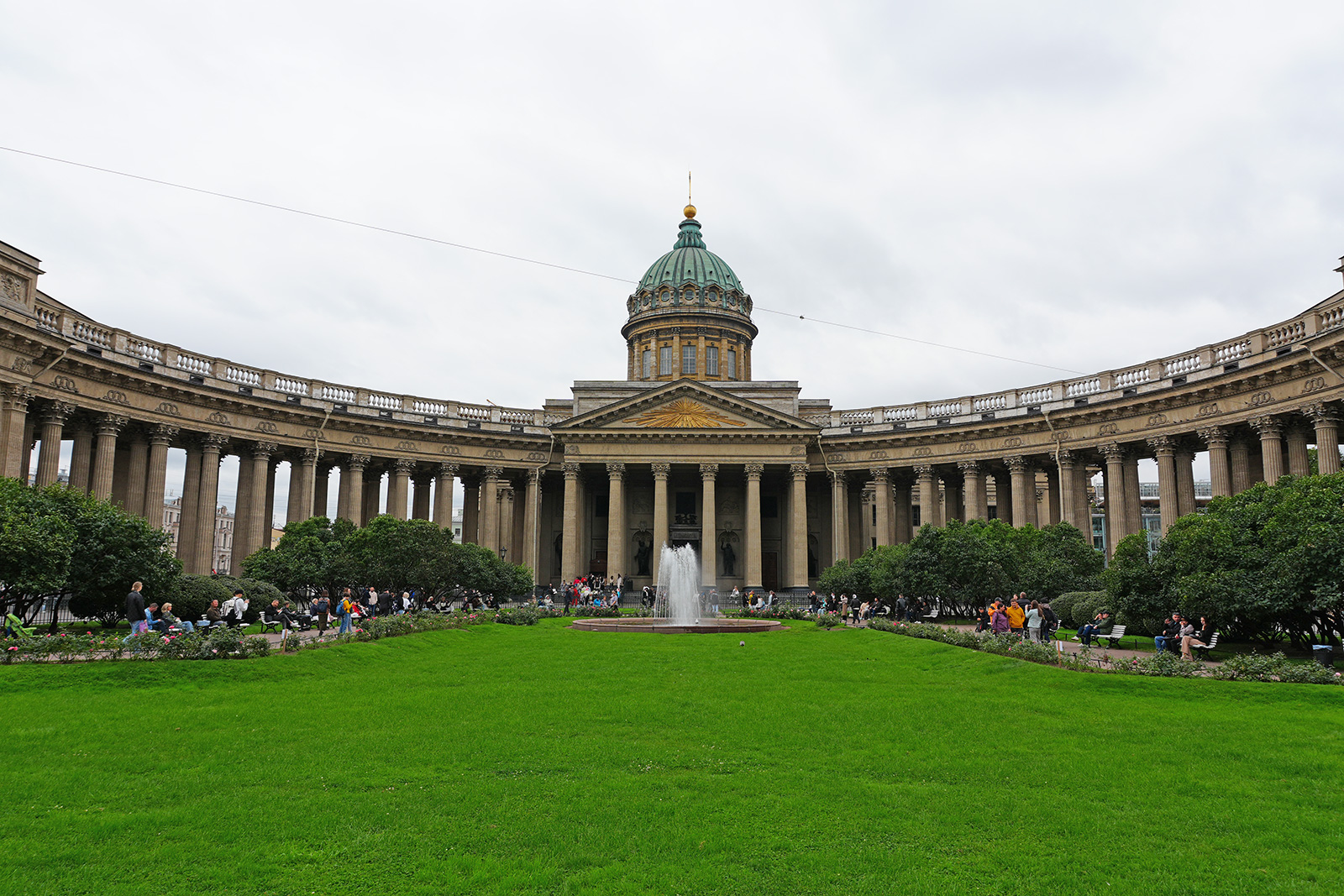 Казанский собор снаружи
