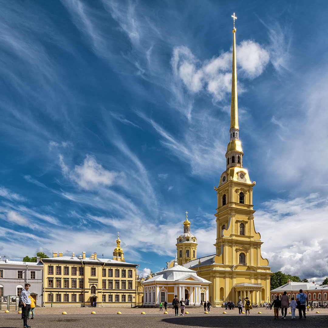 Колокольня собора в Петропавловской крепости
