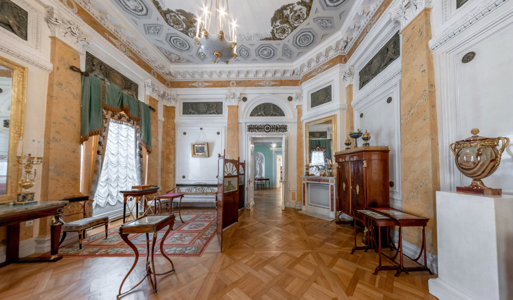 Пилястровый кабинет в Павловском дворце