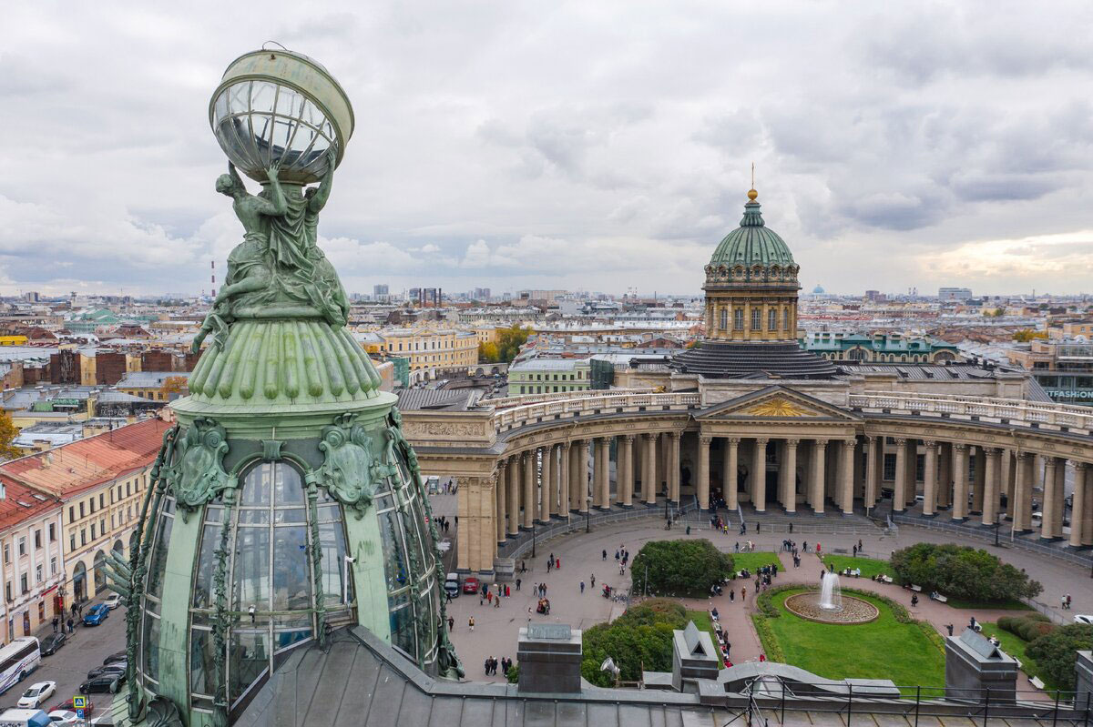 Вид с крыши Дома Зингера в Санкт-Петербурге