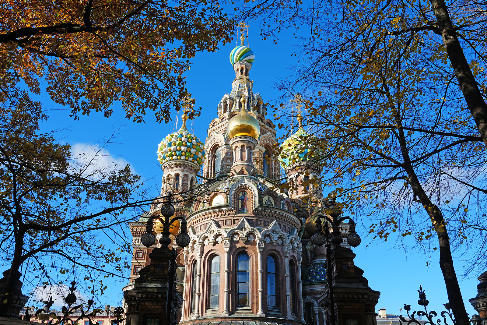 Архитектура храма Спаса на Крови в Санкт-Петербурге