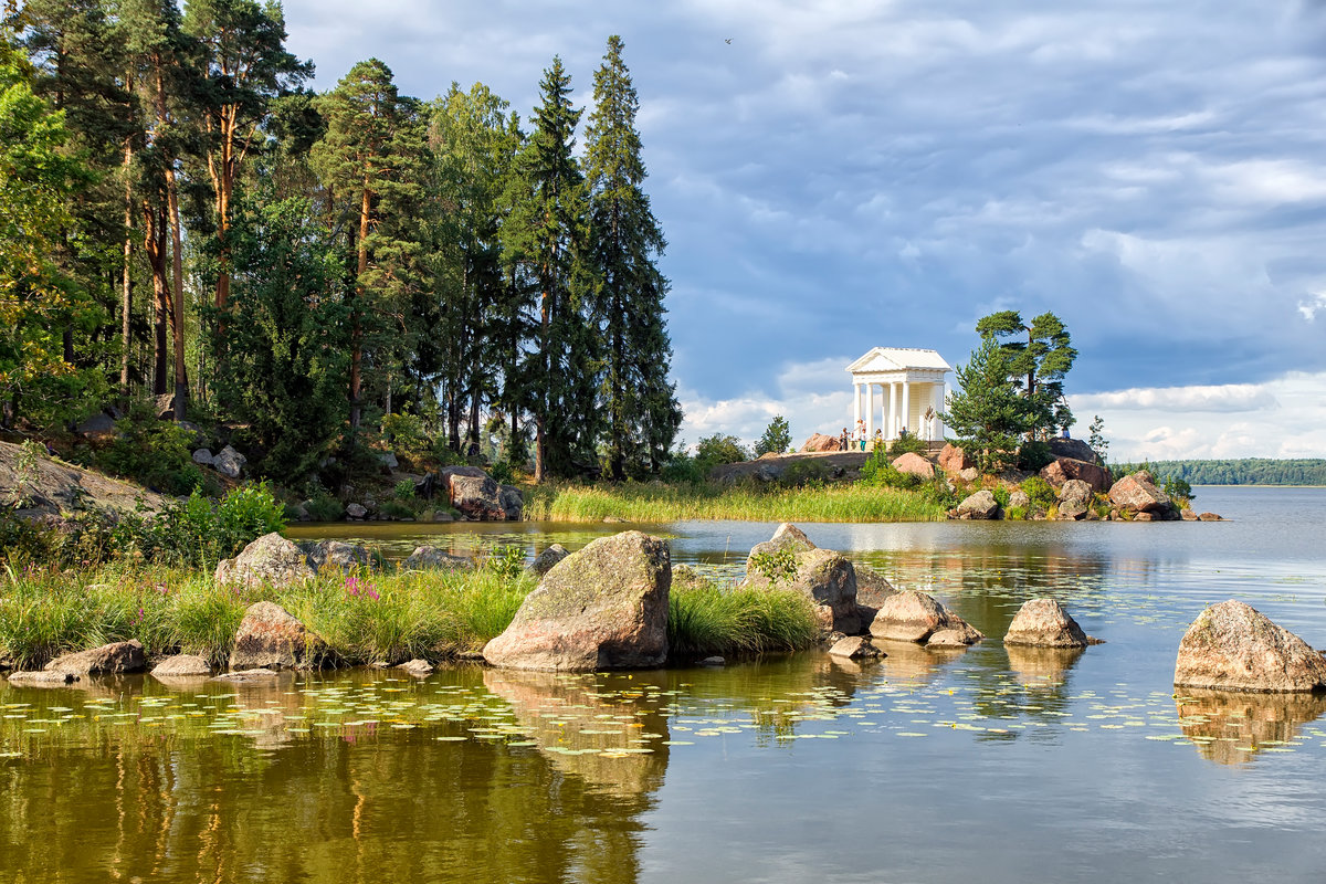 Парк в монрепо