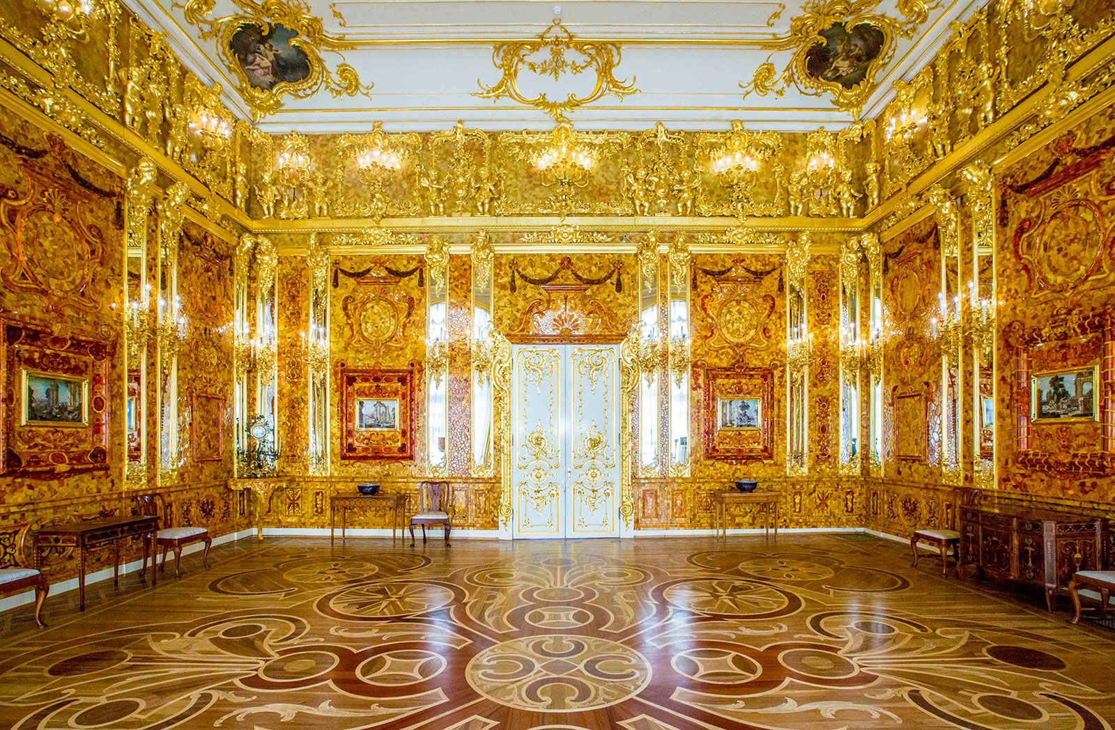 Янтарная комната в Екатерининском дворце Царское Село