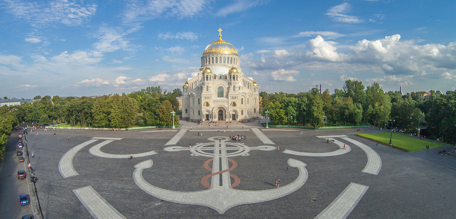 Якорная площадь в Кронштадте