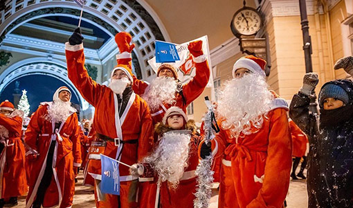 Новогодняя прогулка для детей по центру Петербурга