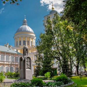 Александро-Невская лавра в Санкт-Петербурге