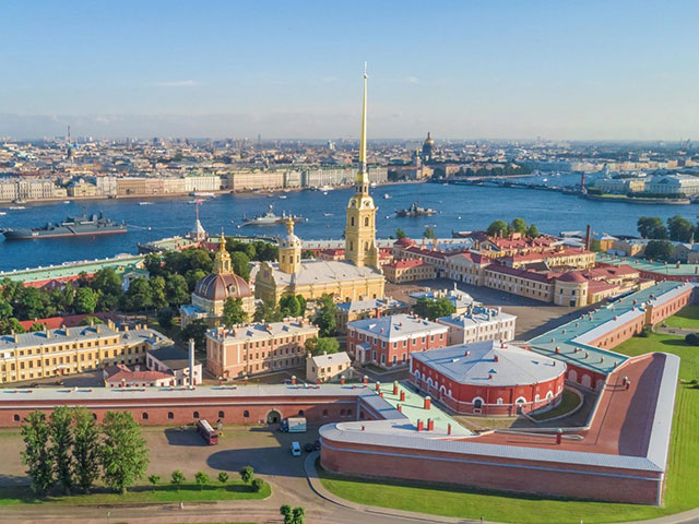 Петропавловская крепость в Санкт-Петербурге