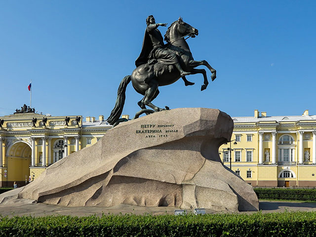 Медный всадник в Санкт-Петербурге