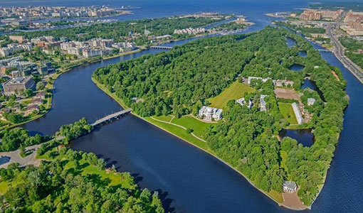 Аренда катера в Санкт-Петербурге