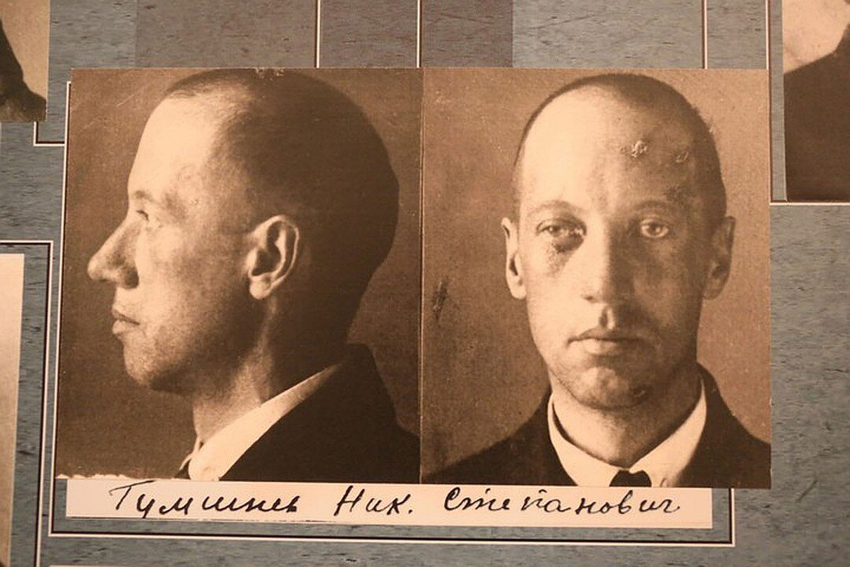 Фотография поэта Николая Гумилева, сделанная после его ареста в 1921 году