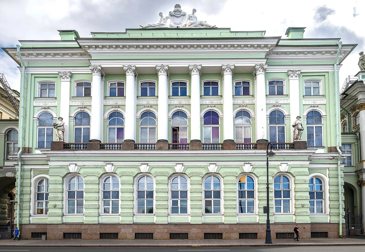 Малый Эрмитаж в Сантк-Петербурге