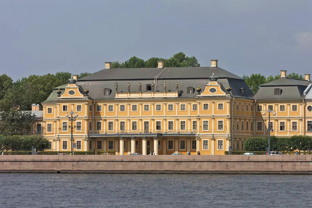 Дворец Меншикова в Санкт-Петербурге