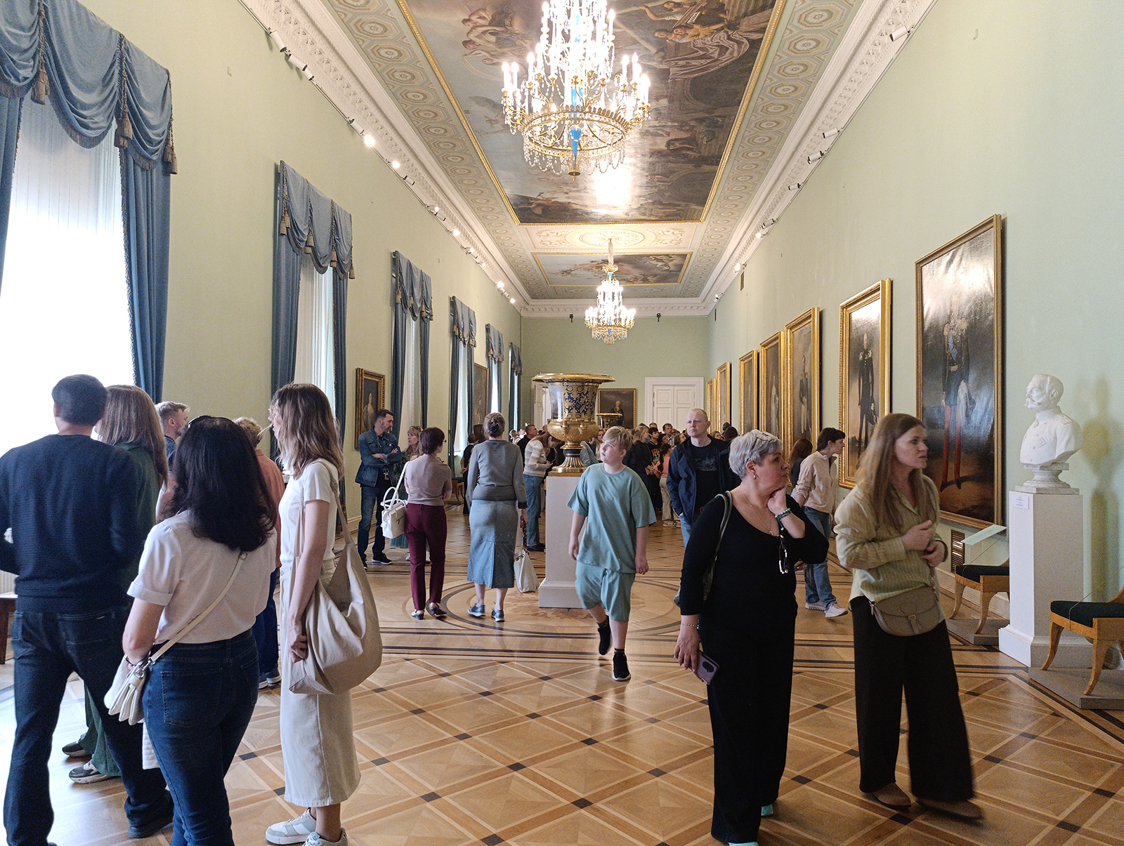 Галерея Рафаэля в Михайловском замке