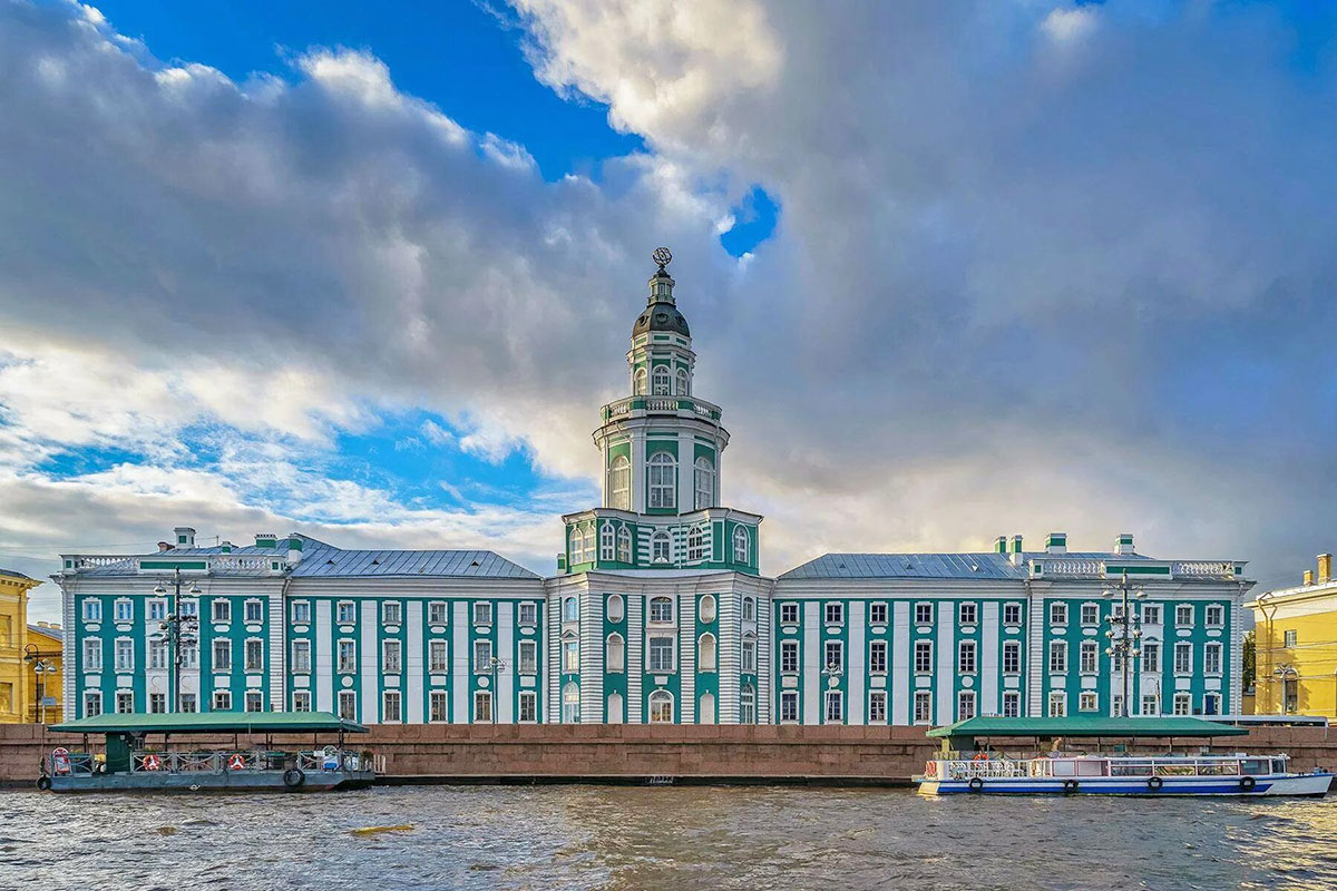 Музей антропологии и этнографии им. Петра Великого Российской академии наук в Санкт-Петербурге