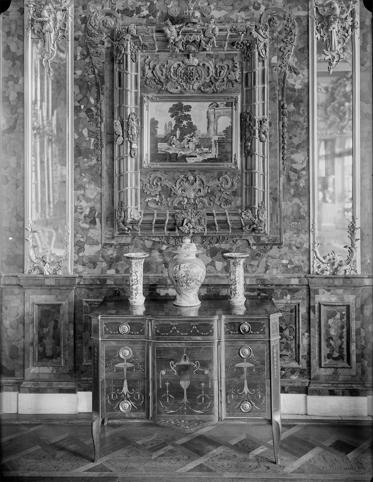 Янтарная комната, мозаика «Обоняние и осязание», 1900-1905 год