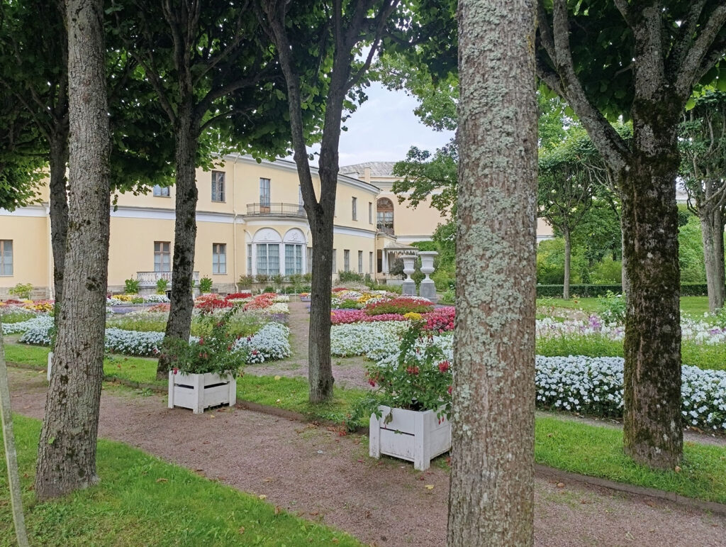 Собственный сад в Павловском парке