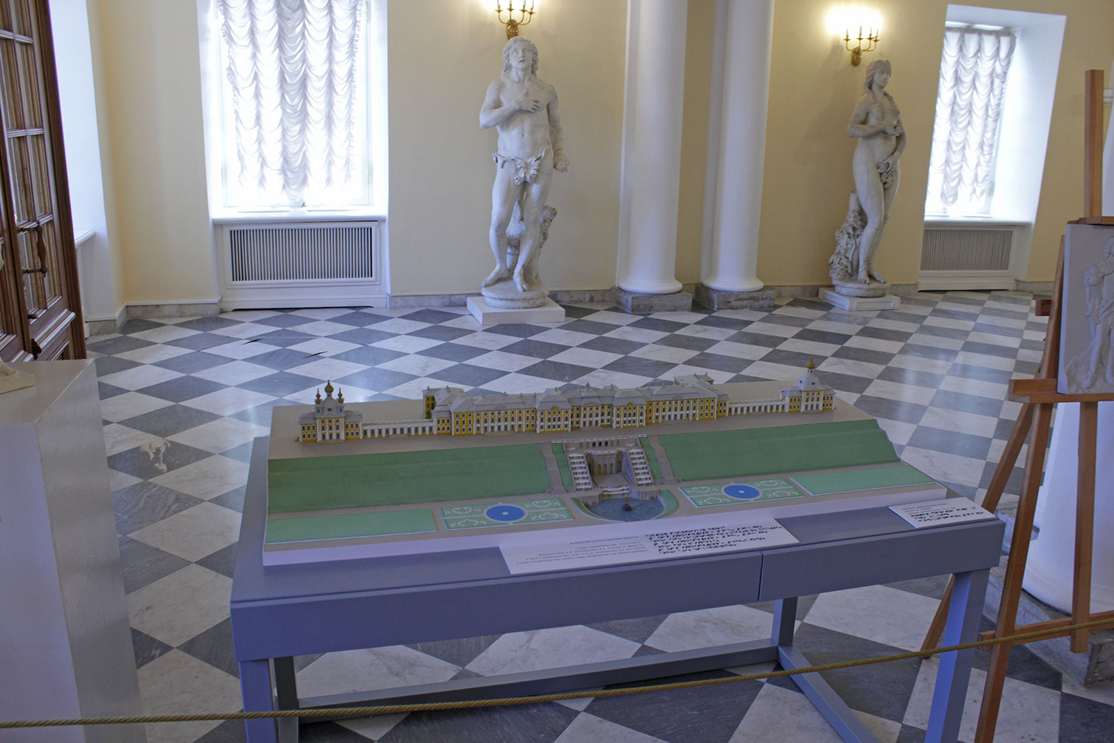 Макет Большого Петергофского дворца