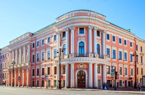 Дом купцов Елисеевых на Мойке в Санкт-Петербурге