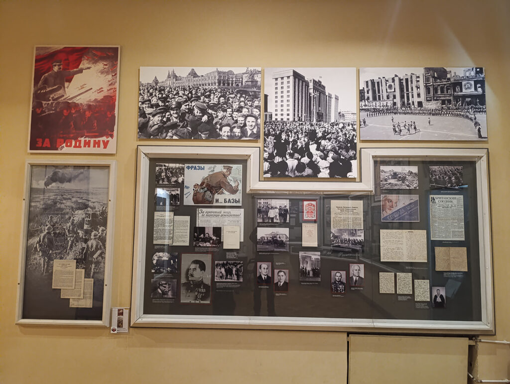 Экспозиция музея политической истории России в особняке Кшесинской в Санкт-Петербурге