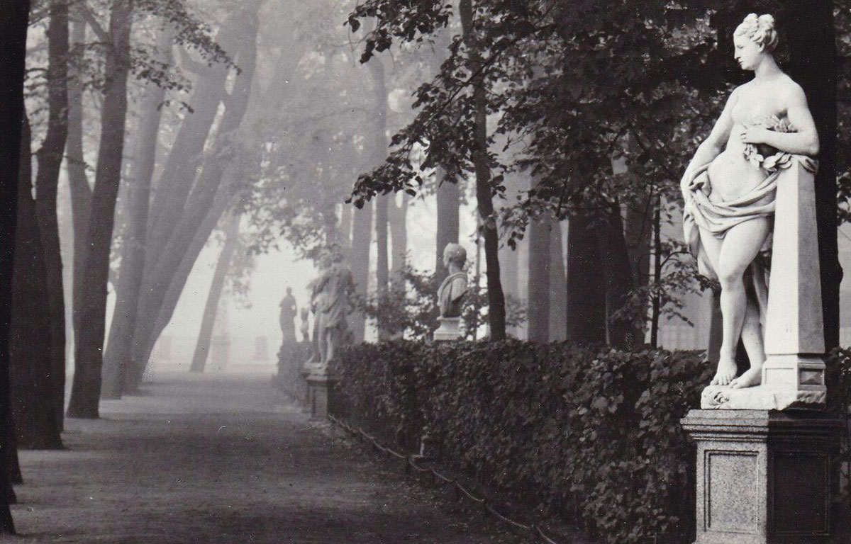 Призрак Анны Иоанновны в Летнем саду