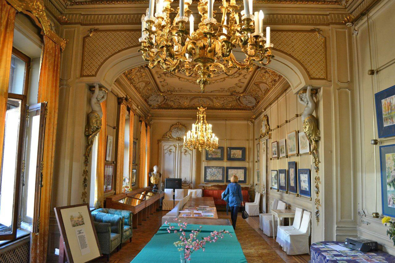 Зеленая гостиная Дома архитектора (особняк Половцова) в Санкт-Петербурге