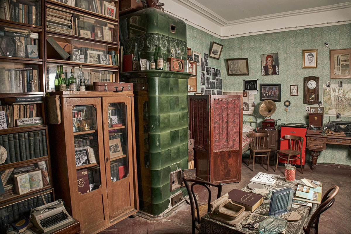 Комната Довлатова на Рубинштейна, 23 в Санкт-Петербурге