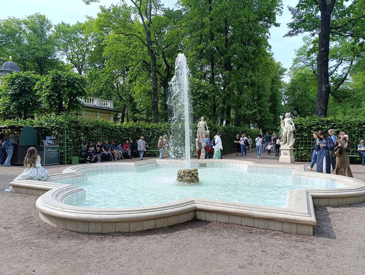 Летний сад в Санкт-Петербурге